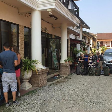 The Garden Pany Hotel Vang Vieng Buitenkant foto