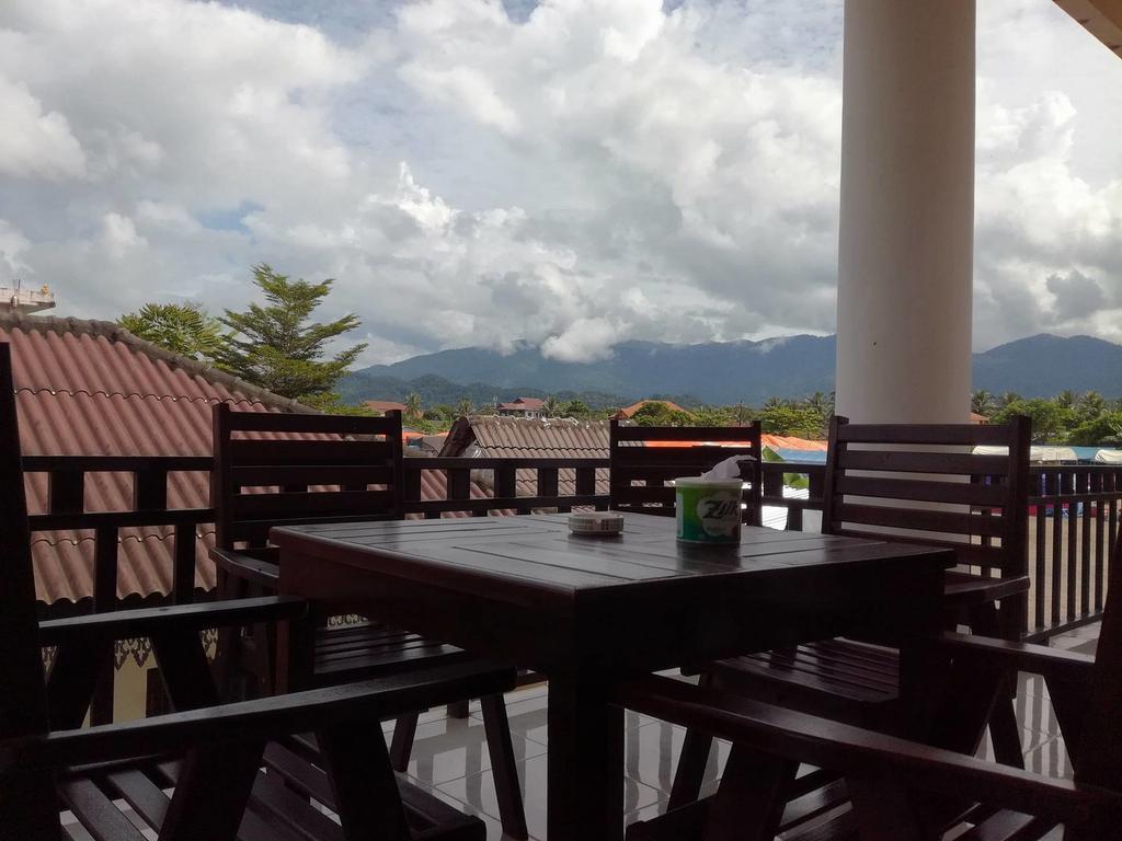The Garden Pany Hotel Vang Vieng Buitenkant foto