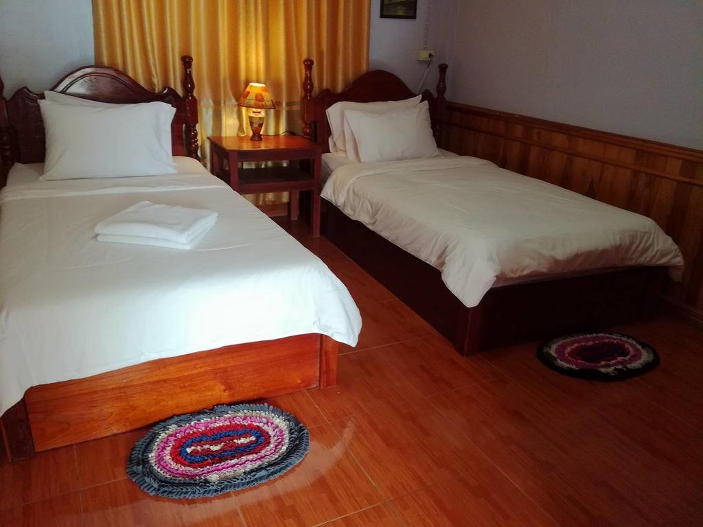 The Garden Pany Hotel Vang Vieng Buitenkant foto