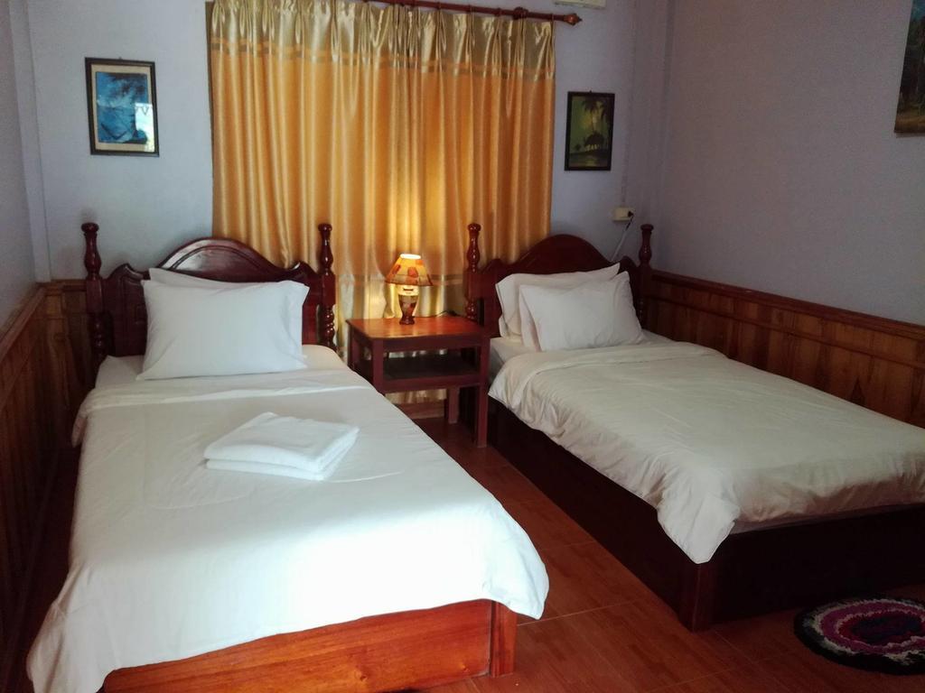 The Garden Pany Hotel Vang Vieng Buitenkant foto
