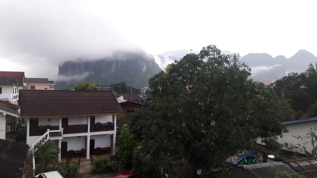 The Garden Pany Hotel Vang Vieng Buitenkant foto