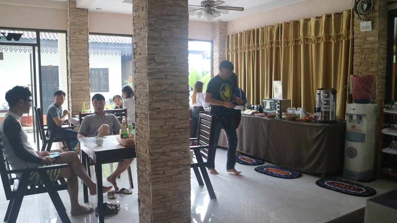The Garden Pany Hotel Vang Vieng Buitenkant foto